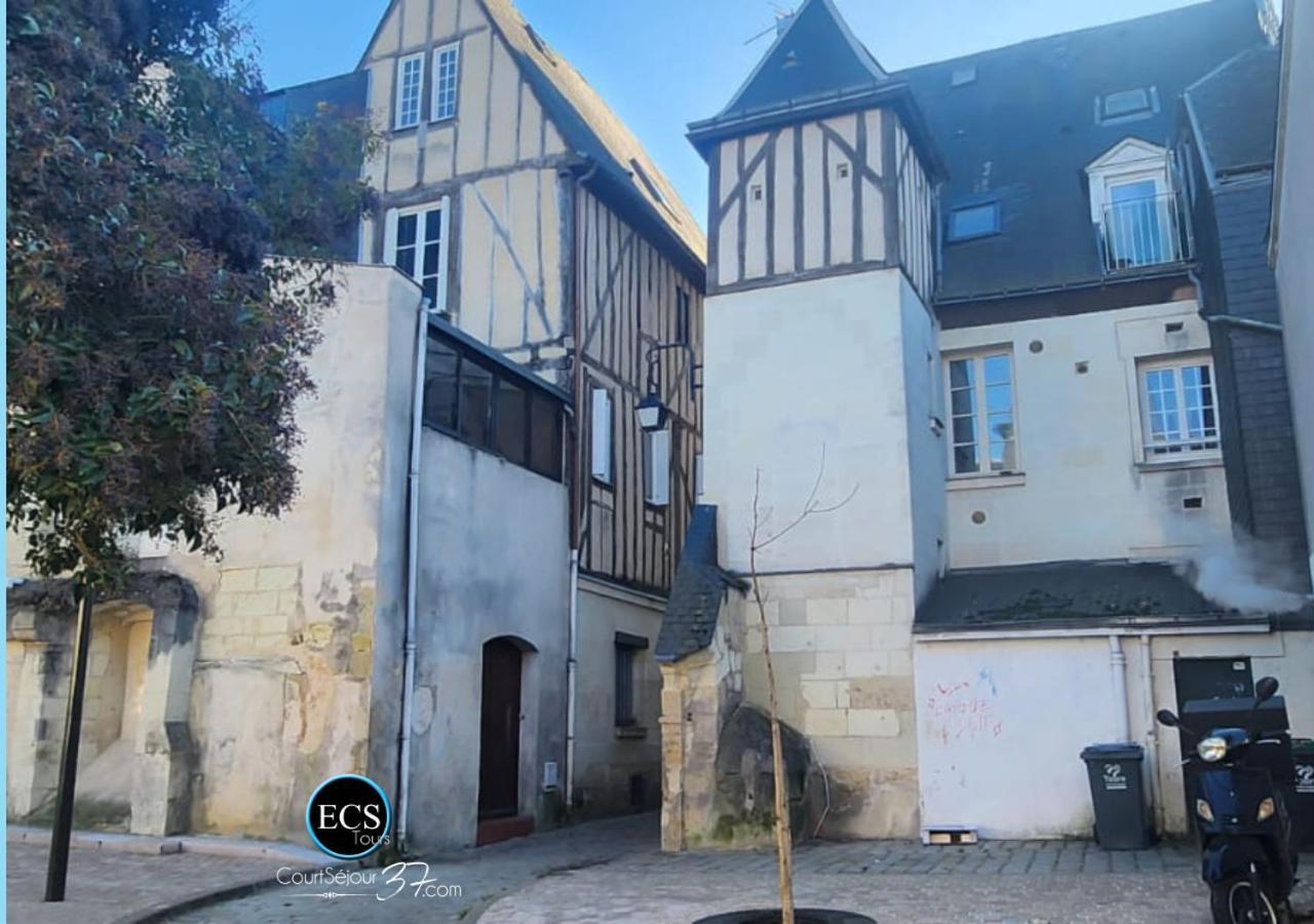 "Colbert Studio" Coeur De Ville - Cathedrale Saint Gatien Tours Esterno foto